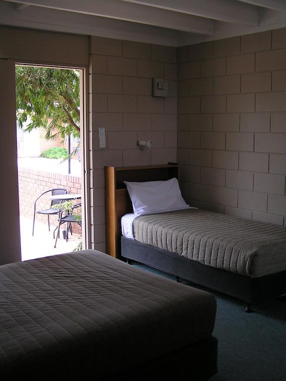Dongara Old Mill Motel Room photo